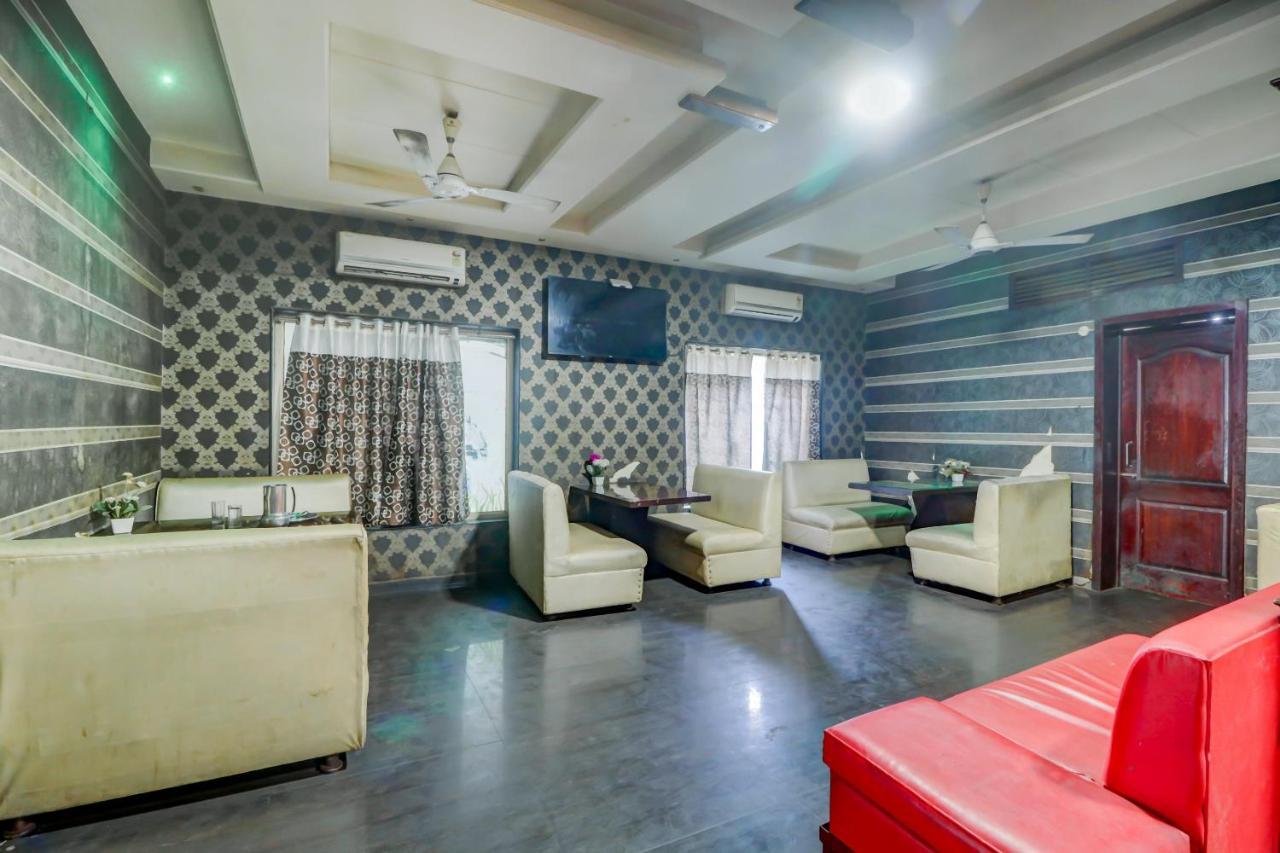 Oyo 61861 Hotel Dream Palace Durg Luaran gambar