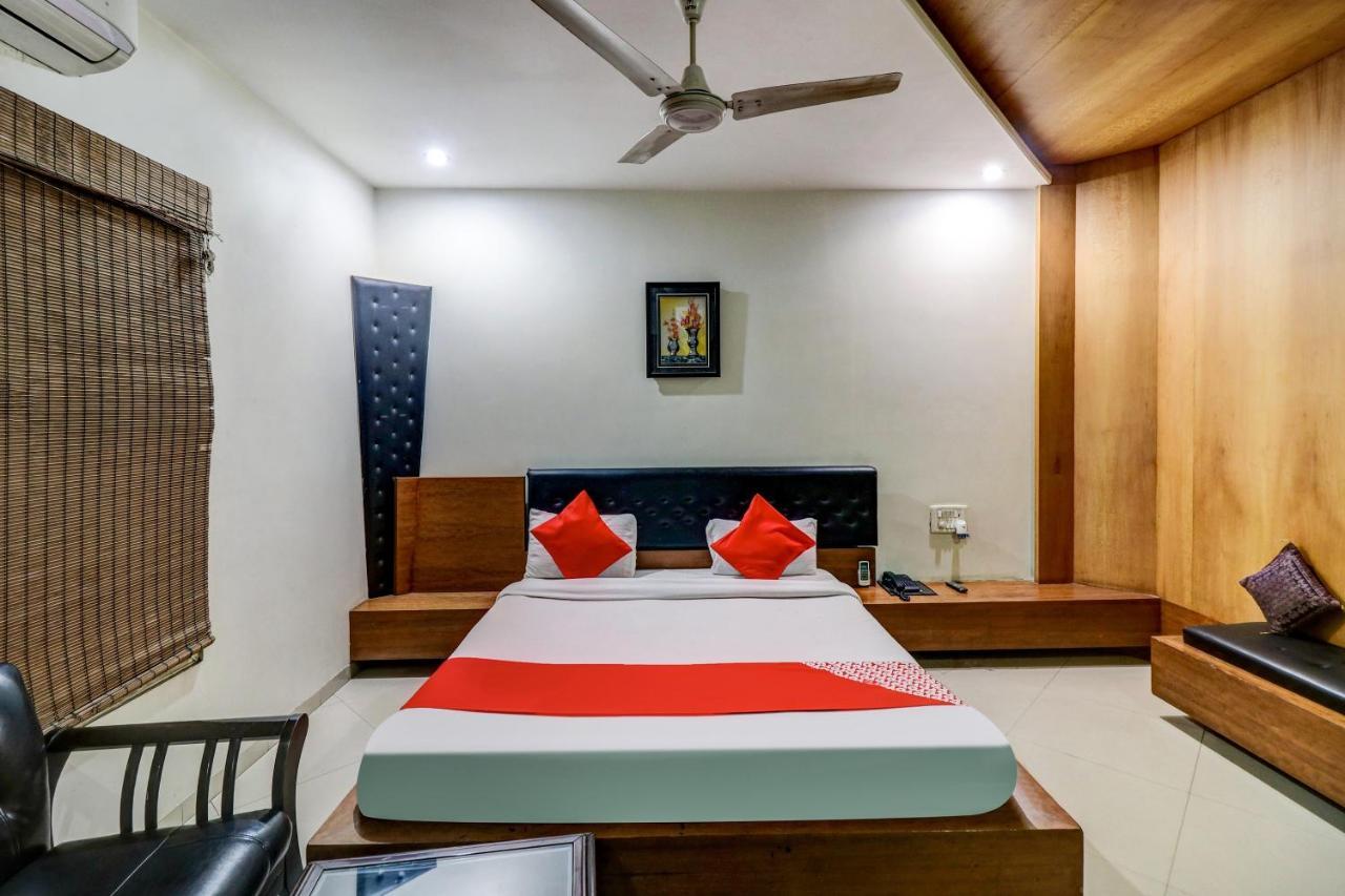 Oyo 61861 Hotel Dream Palace Durg Luaran gambar