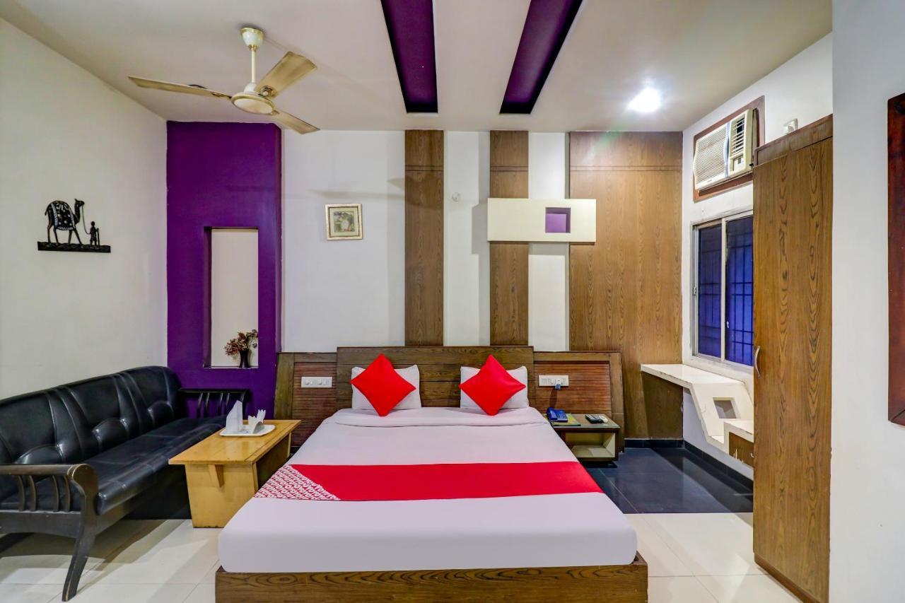 Oyo 61861 Hotel Dream Palace Durg Luaran gambar